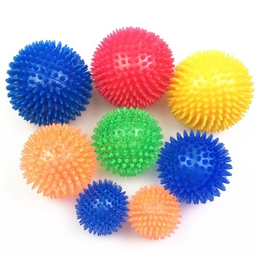 11cm spiky bouncy squeaky - bouncy,